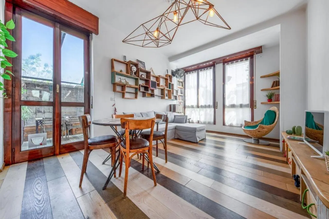 Isola Centrale Fs Apartment - 150 M Metro Marche Milan